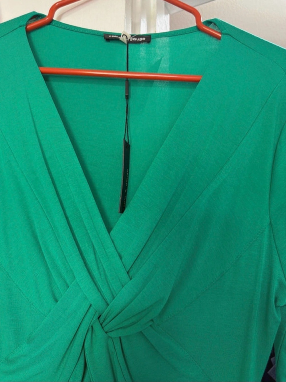 Cable & Gauge Green Knot-Front Long Sleeve Top summer top Size large New with🏷️ - Picture 2 of 3